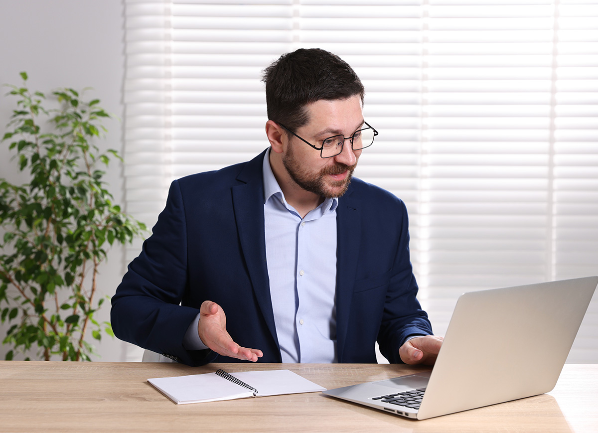 oonline-speaker-streaming-webinar-with-laptop-at-ta-2026-01-11-11-13-22-utc oonline-speaker-streaming-webinar-with-laptop-at-ta-2026-01-11-11-13-22-utc